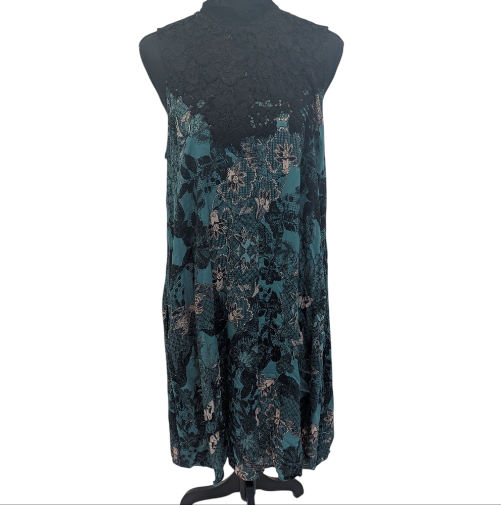 Maeve Black Lace and Green Sleeveless Dress With Butterfly Pattern